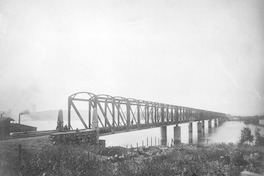 6. Puente ferroviario.
