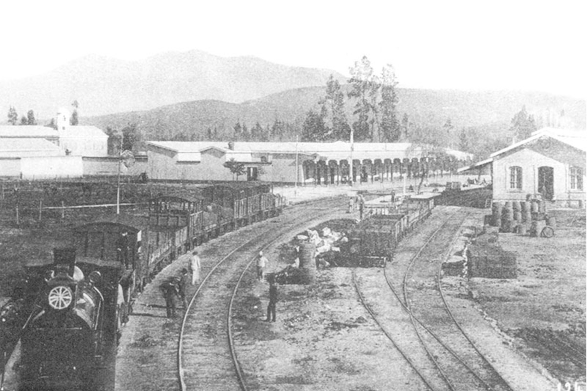 7. Estación de Limache, hacia 1890.
