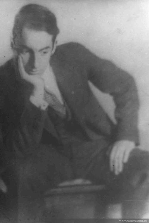 2. Neruda en 1924.
