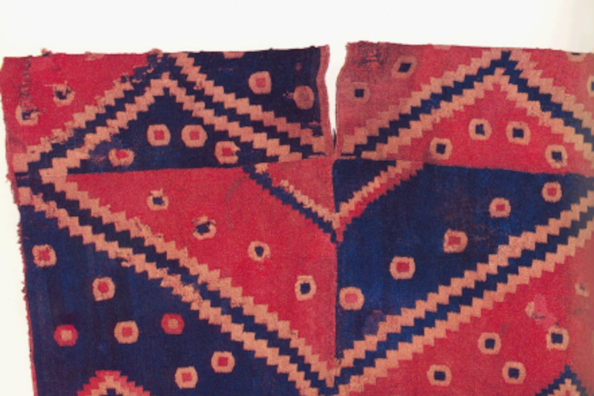 7. Camisa ("unku"), de lana. Periodo Inka.