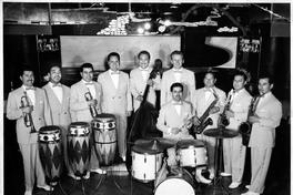 1. La Orquesta Huambaly en Restaurante Nuria, 1957