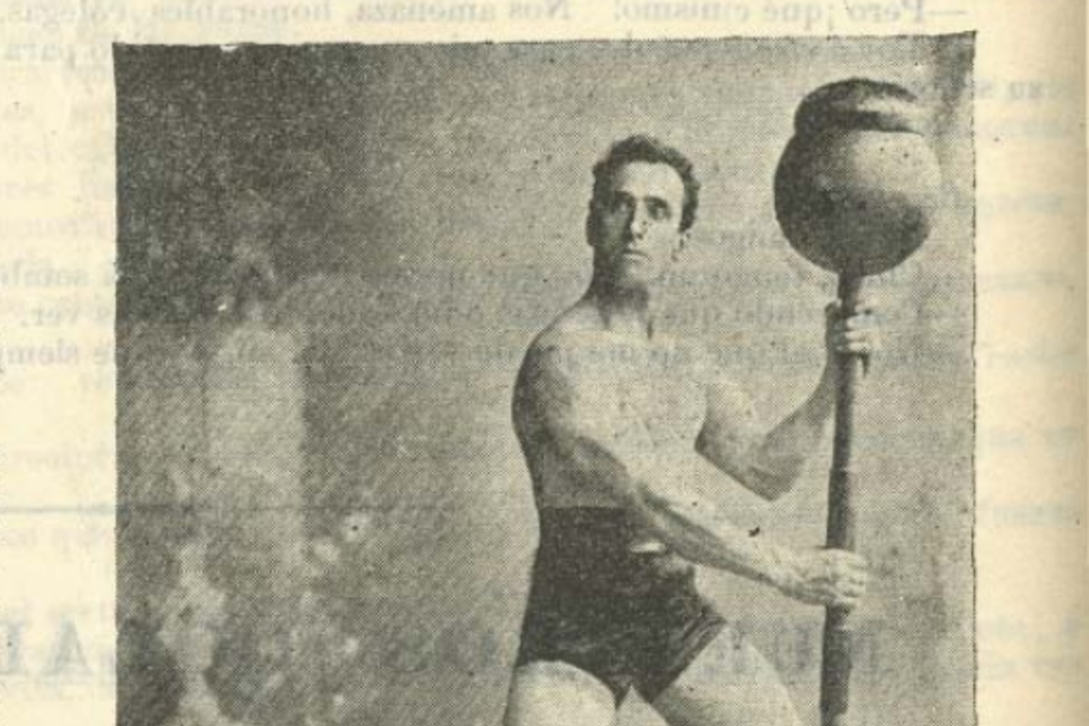 9. Don Santiago Jacquier, atleta italiano del Circo Ecuestre Europeo, 1903.