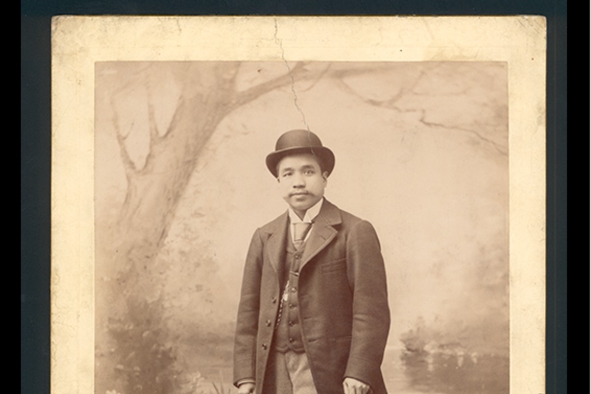 10. Retrato de hombre con bastón y sombrero. 1885.