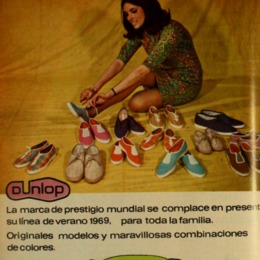 8. Publicidad de zapatillas marca Dunlop.