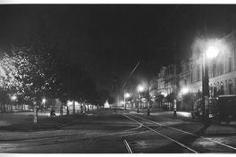 7. Santiago iluminado de noche. Alameda con San Diego, 1927.