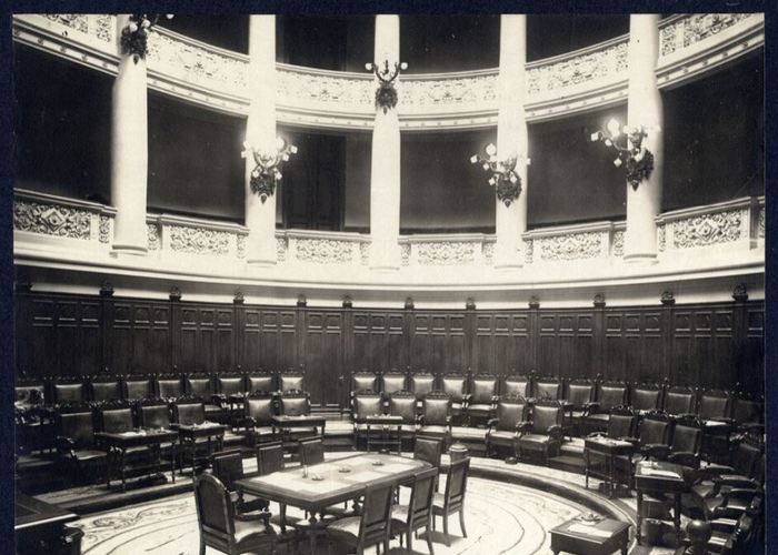 5. Interior de la Sala del Senado, hacia 1906.