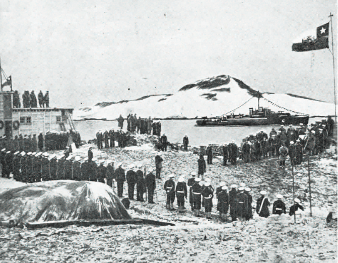 5. Día de inauguración de la base chilena en la Antártica.