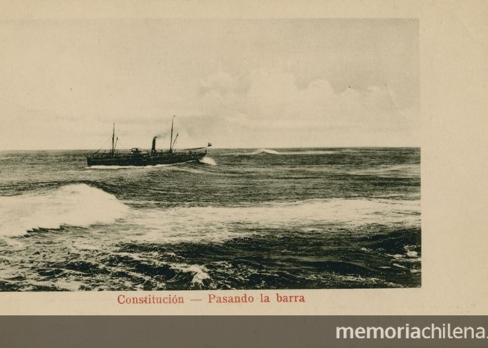 2. Barco a vapor en la desembocadura del Maule, hacia 1920.