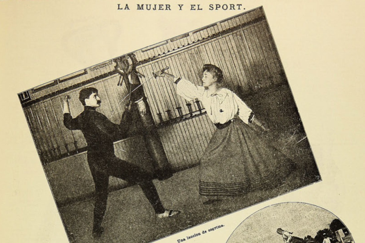 10. Una mujer y un hombre practicando escgrima. Año 1902.