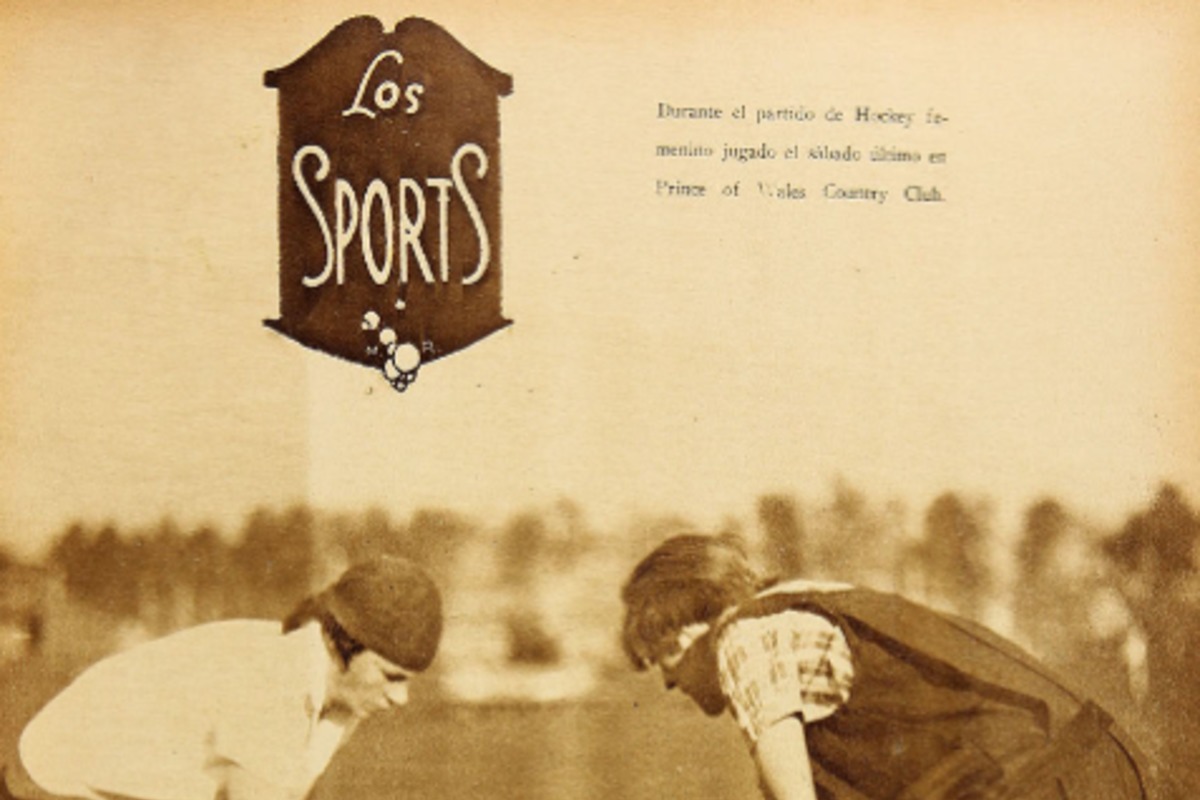 7. Jugadoras de hockey practicando en Santiago. Los Sports, 1928.