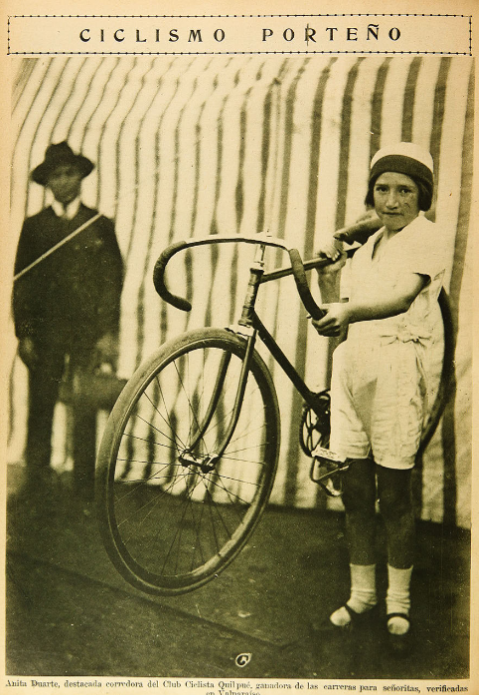 13.	Anita Duarte, ciclista.  Los Sports, 1924.