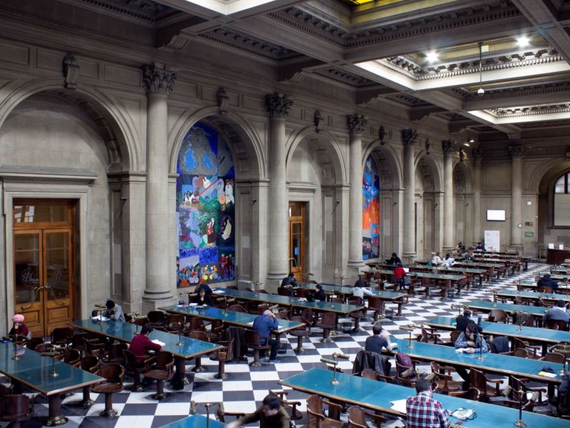 Un paseo por la Biblioteca Nacional