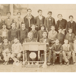 Alumnos de la Escuela Superior nº 3, Santiago, 1901.