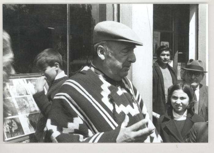 7. Neruda en Temuco, 1971.