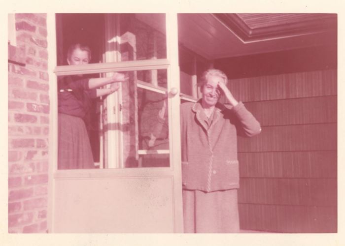 1. Gabriela Mistral en New York, 1956.
