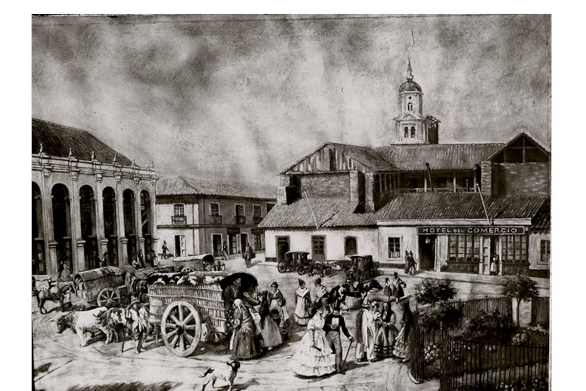 1. Plaza de Armas de Santiago de 1850, con transeúntes y carretas, se distingue una casona Hotel de Comercio.