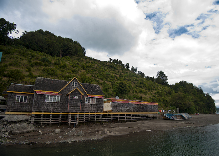 Palafito, Chiloé. Felipe Cantillana, Prochile, Fundación Imagen de Chile (FICH).