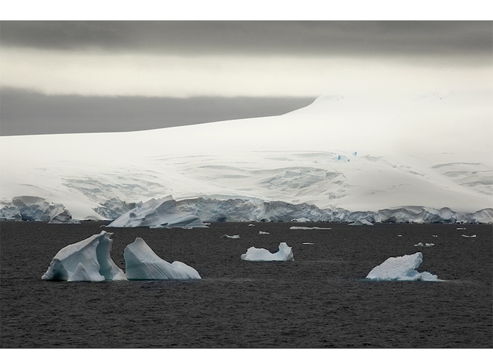 La Antártica fotografiada por Roderik Henderson.