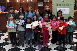 Participantes del taller "Conociendo un libro"