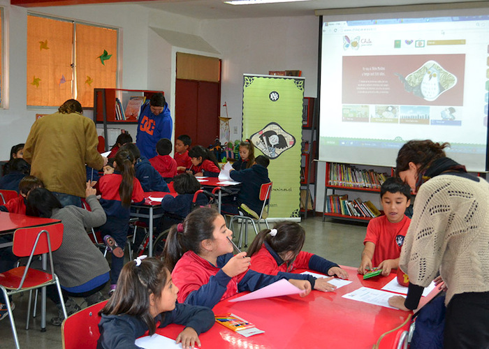 Visita a la Escuela Efraín Maldonado