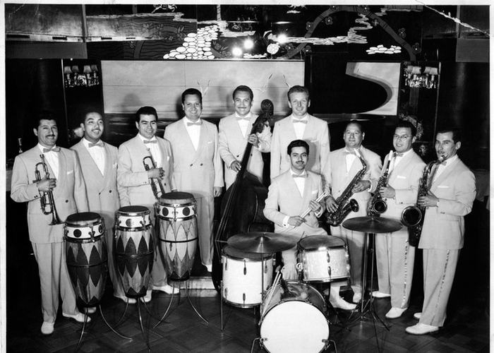 1. La Orquesta Huambaly en Restaurante Nuria, 1957