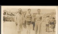 2. Eduardo Matte y Ossa y dos hombres en la playa de Cartagena, 1925.