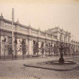 7. La Moneda en 1890.