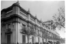 8. La Moneda en 1900.