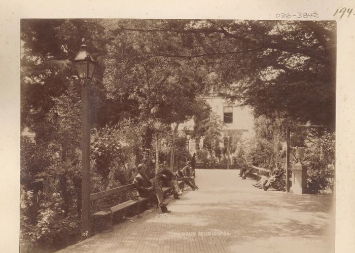 Parque Municipal de Valparaíso, hacia 1880.