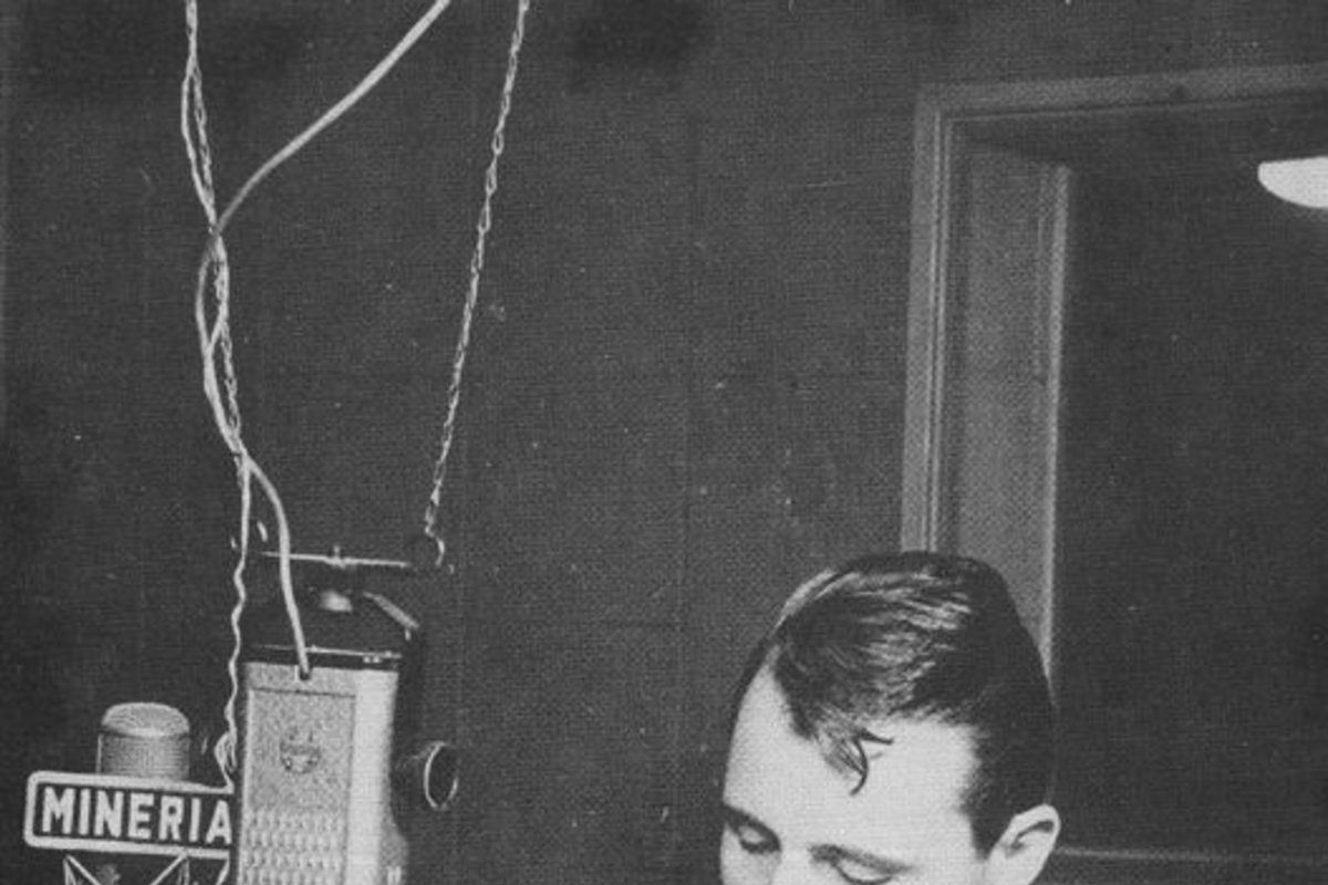 1. Ricardo García en "Discomanía" de Radio Minería, hacia 1957.