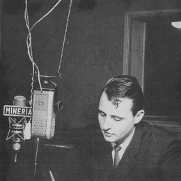 1. Ricardo García en "Discomanía" de Radio Minería, hacia 1957.