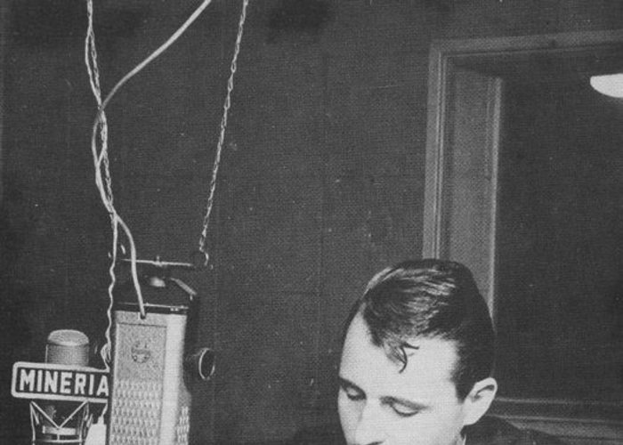 1. Ricardo García en "Discomanía" de Radio Minería, hacia 1957.