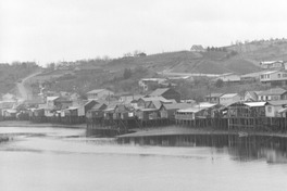 3. Palafitos de Castro, en Chiloé, 1973. Fotografía de Armindo Cardoso.