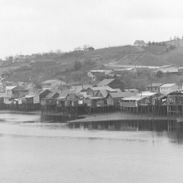 3. Palafitos de Castro, en Chiloé, 1973. Fotografía de Armindo Cardoso.