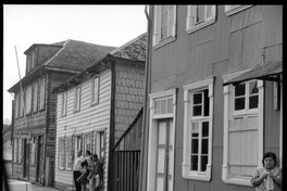 5. Casa de Chiloé, 1973. Fotografía de Armindo Cardoso.