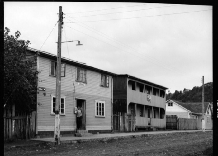 6. Casa de Chiloé, 1973. Fotografía de Armindo Cardoso.