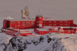 11. Vista de la base actual de Chile en la Antártica.