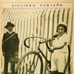 13.	Anita Duarte, ciclista.  Los Sports, 1924.