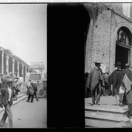 7. Salida de misa en Placilla, 1905. Fotografía de Julio Bertrand Vidal.