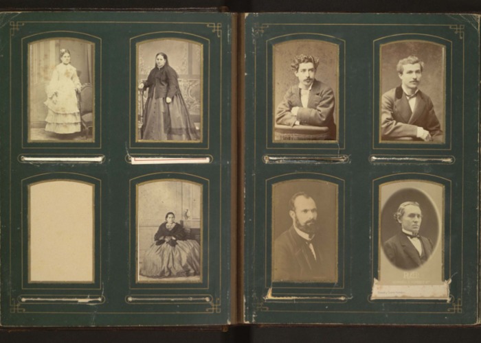 3. Página de álbum carte de visite. Fotografías monocromas.  Fecha: entre 1900 y 1919.