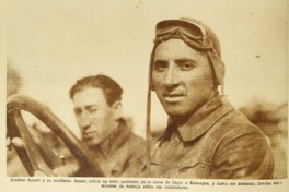 5. Aladino Azzari, en el volante, y su mecánico. Año 1927.