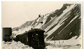 4. Ferrocarril en Paramillo de Las Cuevas, refugio construido para los viajeros, año 1915.