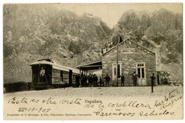 10. Estación Uspallata del Ferrocarril Trasandino, en la Cordillera, año 1905.