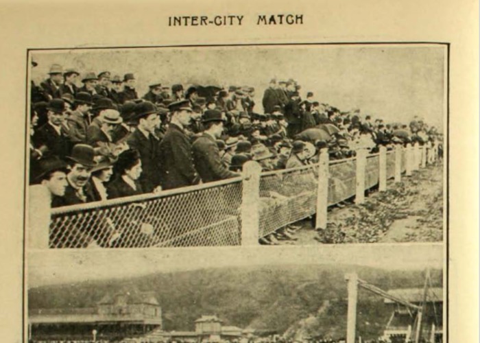 18. Fotografías de un partido entre jugadores de Santiago y Valparaíso, en 1910. Revista - Zig-Zag 284 (30 de julio 1910).