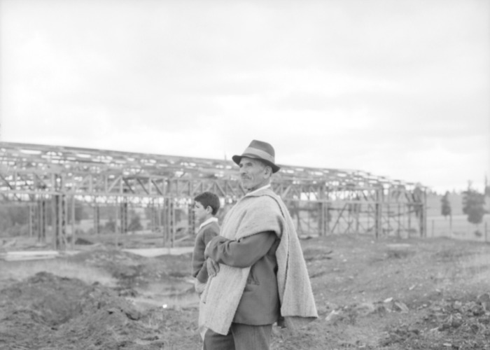 13. Reunión de campesinos, Osorno. Fotografía de Armindo Cardoso, 1973.