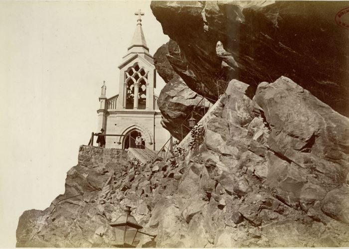 9. Otra vista de la ermita, lugar que se usó para ceremonias religiosas.