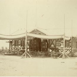 12. Antiguo restaurant del cerro Santa Lucía.